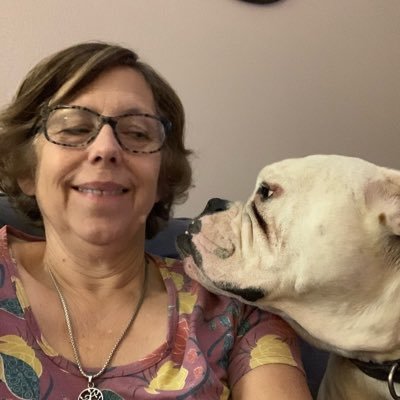 Profile Picture of Donna Reed Foster🆘💙🌊🇺🇸🏳️‍🌈 (@donnarf59) on Twitter