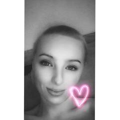 Profile Picture of Anna Thiemann398 (@annathmann) on Tiktok