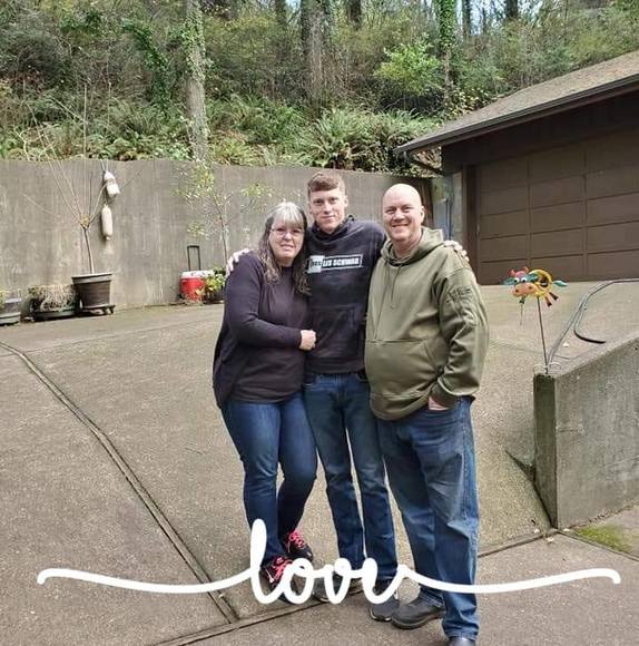 Profile Picture of Stacie Petersen (@wallyjpog) on Poshmark