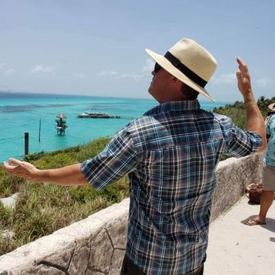 Profile Picture of Brad Holsinger (@CBHolsinger) on Twitter