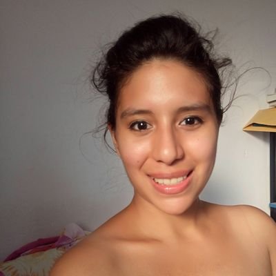 Profile Picture of Jenny Vera (@jennyelena16) on Twitter