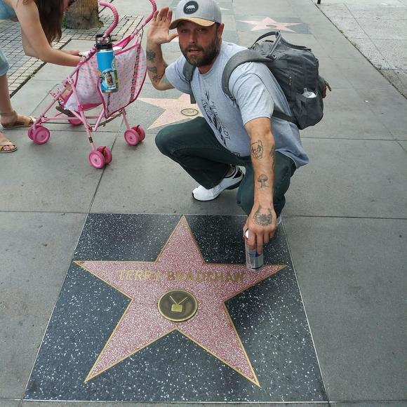 Profile Picture of Buddy Otnes (@buddy_otnes) on Poshmark