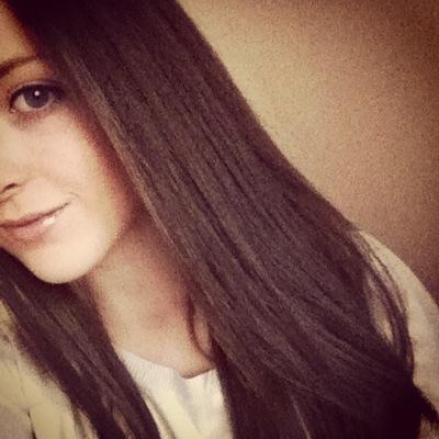 Profile Picture of Caitlin Mclaughlin (@caitlin_lucy) on Twitter