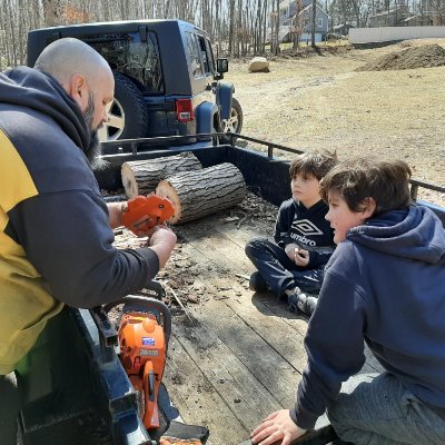 Profile Picture of Kerri E. McMahon (@KerriEMcMahon10) on Twitter