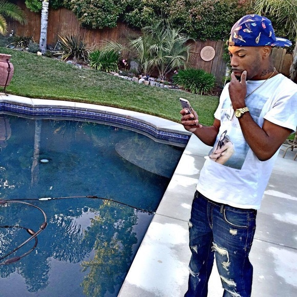 Profile Picture of Lonzo Perry (@lonzo818) on Poshmark