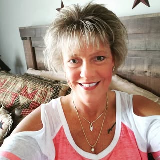 Profile Picture of janet heath (@heath.janet) on Instagram