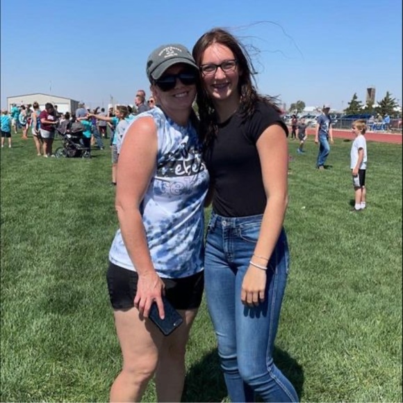 Reegan Meairs - Poshmark Profile Picture of Reegan Meairs (@reeganmeairs) on Poshmark