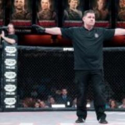 Profile Picture of Kevin MacDonald (@RefereeKevin) on Twitter