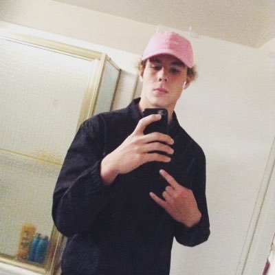 Profile Picture of Joey (@Joseph_Griff) on Twitter