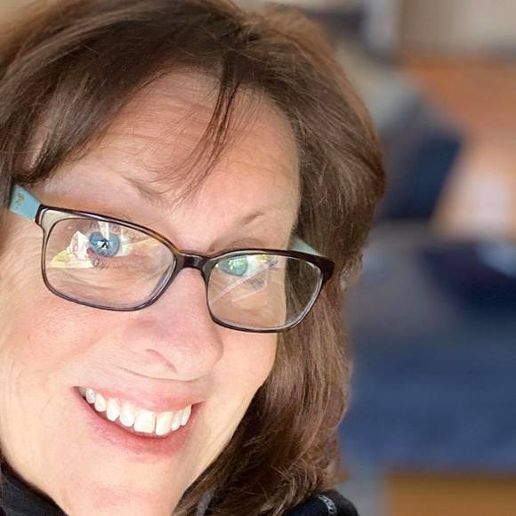 Profile Picture of Eileen Cramer (@cmconsult) on Poshmark