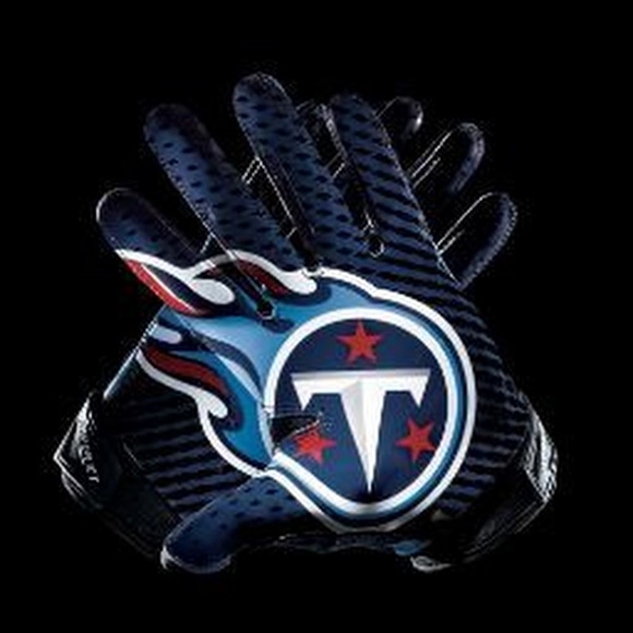 Profile Picture of Alladin318 (@reddguyy) on Poshmark