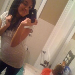 Profile Picture of Stephanie Rabello (@stephyxx90) on Myspace