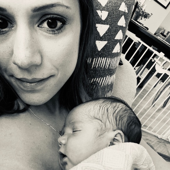 Amanda Aliotta - Poshmark Profile Picture of Amanda Aliotta (@aaliott) on Poshmark