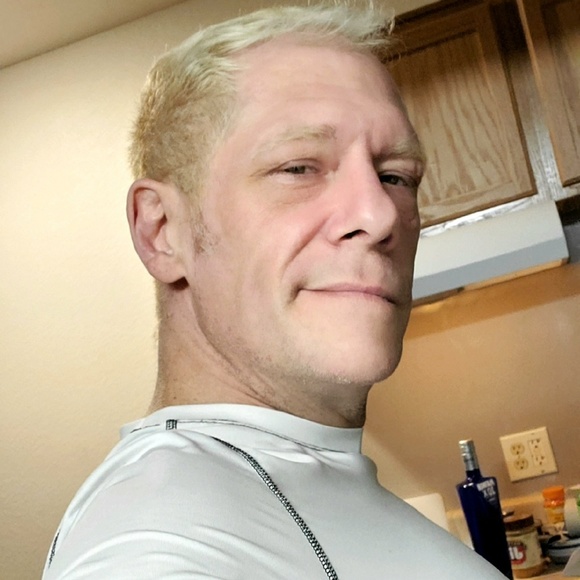 Profile Picture of Chad Henderson (@spectralvomit) on Poshmark