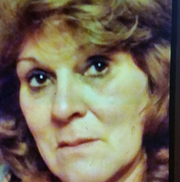 Profile Picture of Juanita Glenn (@hisbrat39) on Poshmark