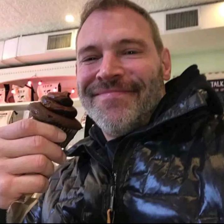 Profile Picture of Chris (@chrishandon5) on Tiktok