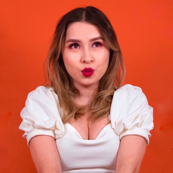 Profile Picture of Ruby Segura (@rubysegura) on Poshmark