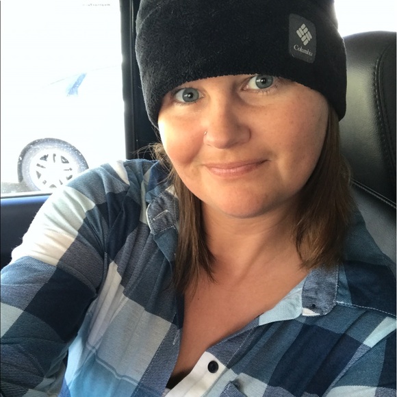 Profile Picture of Jessica Rymal (@jessrymal) on Poshmark