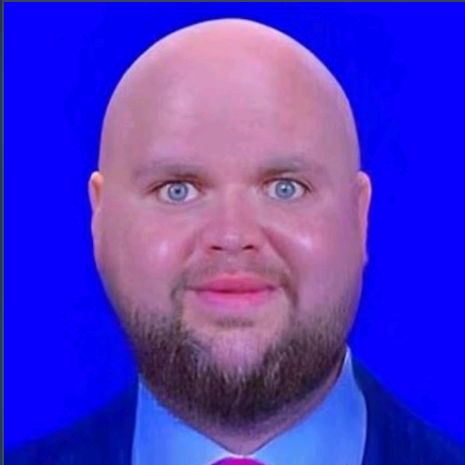 Profile Picture of Sarah Reeder (@sarahreeder) on Tiktok