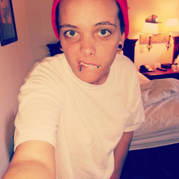 Profile Picture of Chelsea Armentrout (@chelc1027) on Poshmark