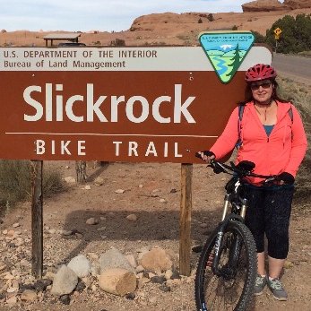 Profile Picture of Lisa Nickerson (@DrLisaNickerson) on Twitter