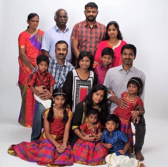 Profile Picture of Chitra Alavanthar (@chitra1110) on Poshmark