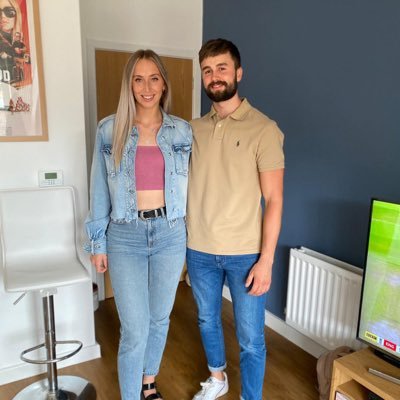 Profile Picture of Annabelle Abbott (@Annabel34521269) on Twitter