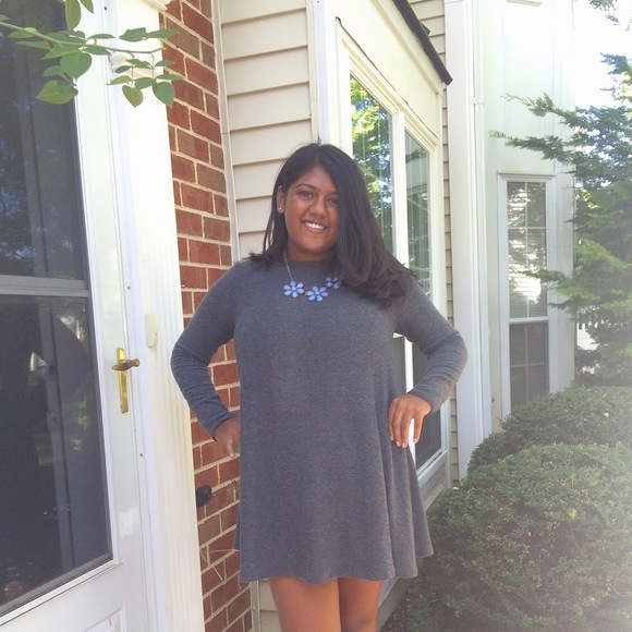 Profile Picture of Maya Patel (@mayagrl98) on Poshmark