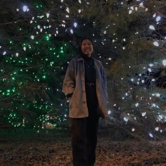 Profile Picture of Jayanne Ines (@jayanneines) on Poshmark