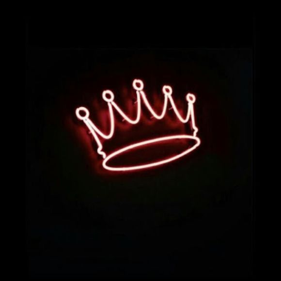 Profile Picture of Mikala Newbill (@kala1218) on Poshmark