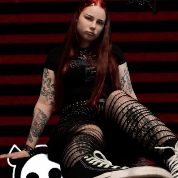 Karen Zimardo - Poshmark Profile Picture of Karen Zimardo (@zimardok) on Poshmark