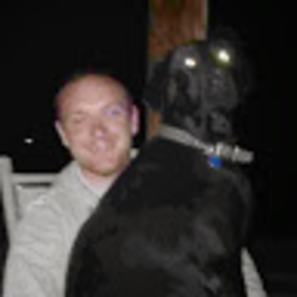 Profile Picture of Brett Howell (@howell9009) on Poshmark