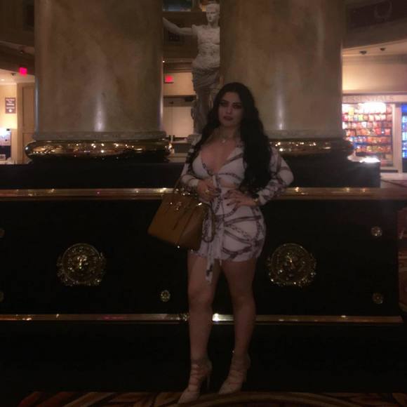 Profile Picture of Stephanie Francos (@fannyfranco097) on Poshmark