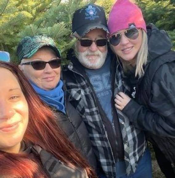 Profile Picture of Wendi Dopps (@wendidopps) on Poshmark