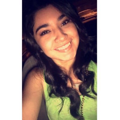 Profile Picture of Desiree Gonzalez (@CaliG27) on Twitter