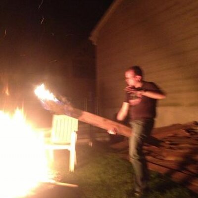 Profile Picture of Michael Perrone (@perroneage) on Twitter