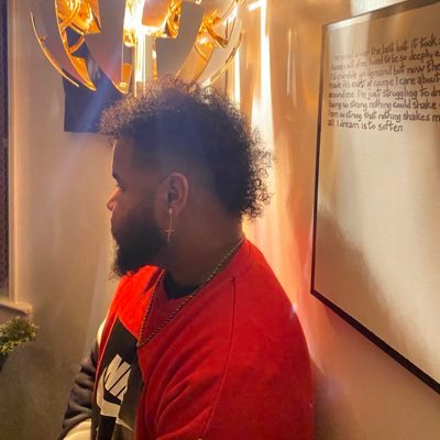 Profile Picture of Vandal Savage (@ChrisHall_30) on Twitter