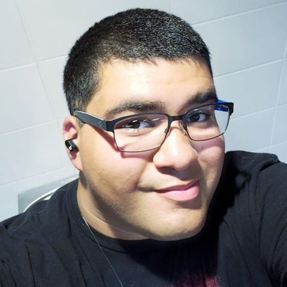 Profile Picture of Jose Roman (@joseroman2000) on Poshmark