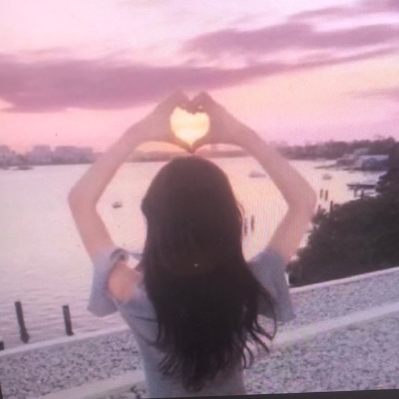 Profile Picture of Benjamin Leonard (@chevykkfwpz) on Poshmark