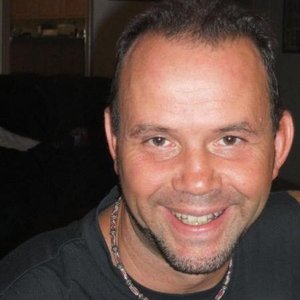 Profile Picture of Lee Daniels (@leedanielsmusic) on Myspace
