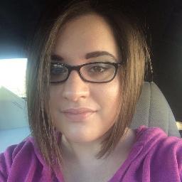 Profile Picture of Catherine Helle (@catherinejhelle) on Twitter