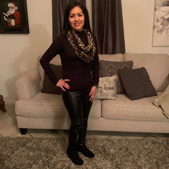 Profile Picture of Soledad Reyes (@soli1234) on Poshmark