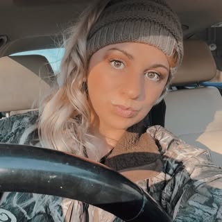 Profile Picture of Shelby Lynnnn👑 (@shelby_sims) on Instagram