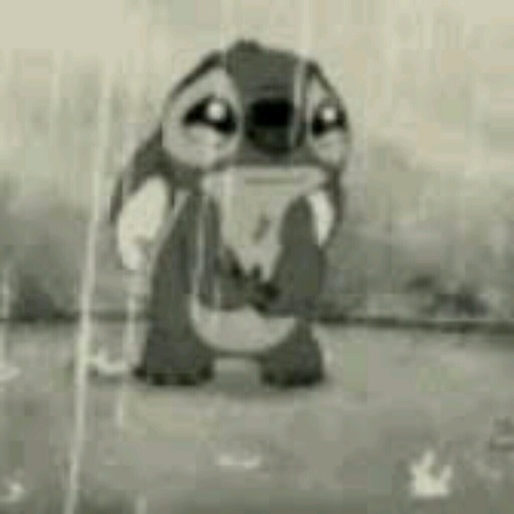 Profile Picture of Itzel Garcia (@itzelgarcia704) on Poshmark