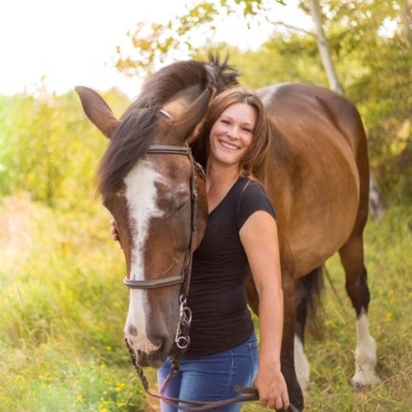 Profile Picture of Renee Lafleur (@reneelafleur631) on Poshmark