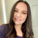 Profile Picture of Shelly R (@shelly.laughs) on Instagram