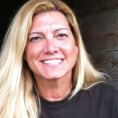 Profile Picture of Lisa Oswald (@LisOswald) on Twitter