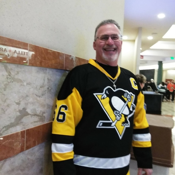 Profile Picture of Robert Colbert (@colbertrobert66) on Poshmark