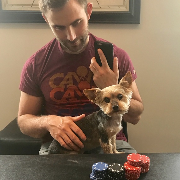 Profile Picture of Jason Katz (@jaskatz12) on Poshmark