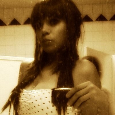 Profile Picture of Rosa Isela Curiel (@IselaCuriel) on Twitter